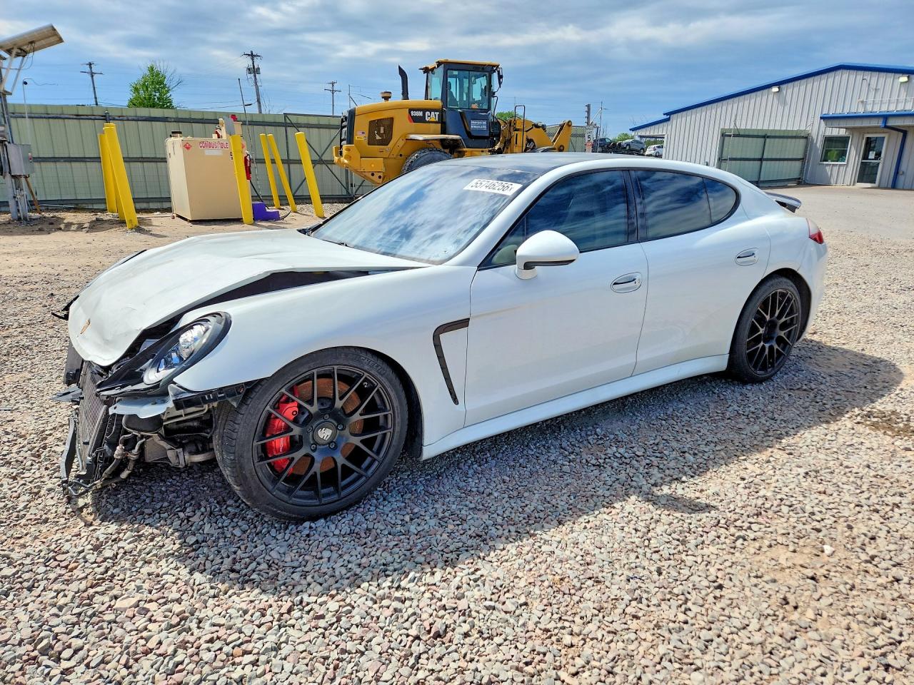 Salvage Porsche Panamera Image