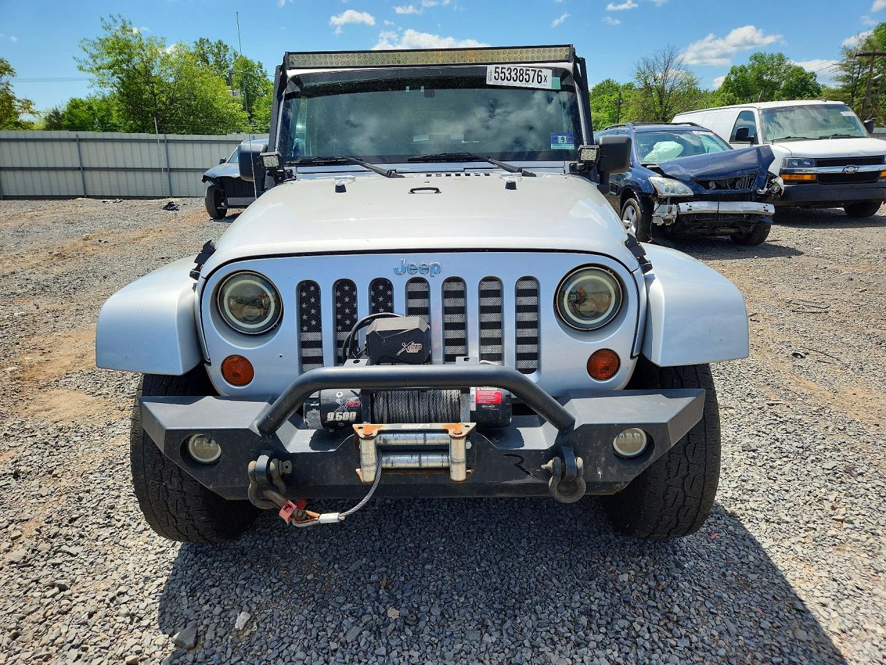 Jeep Wrangler Sahara