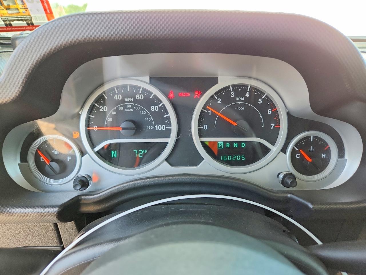 Jeep Wrangler Sahara