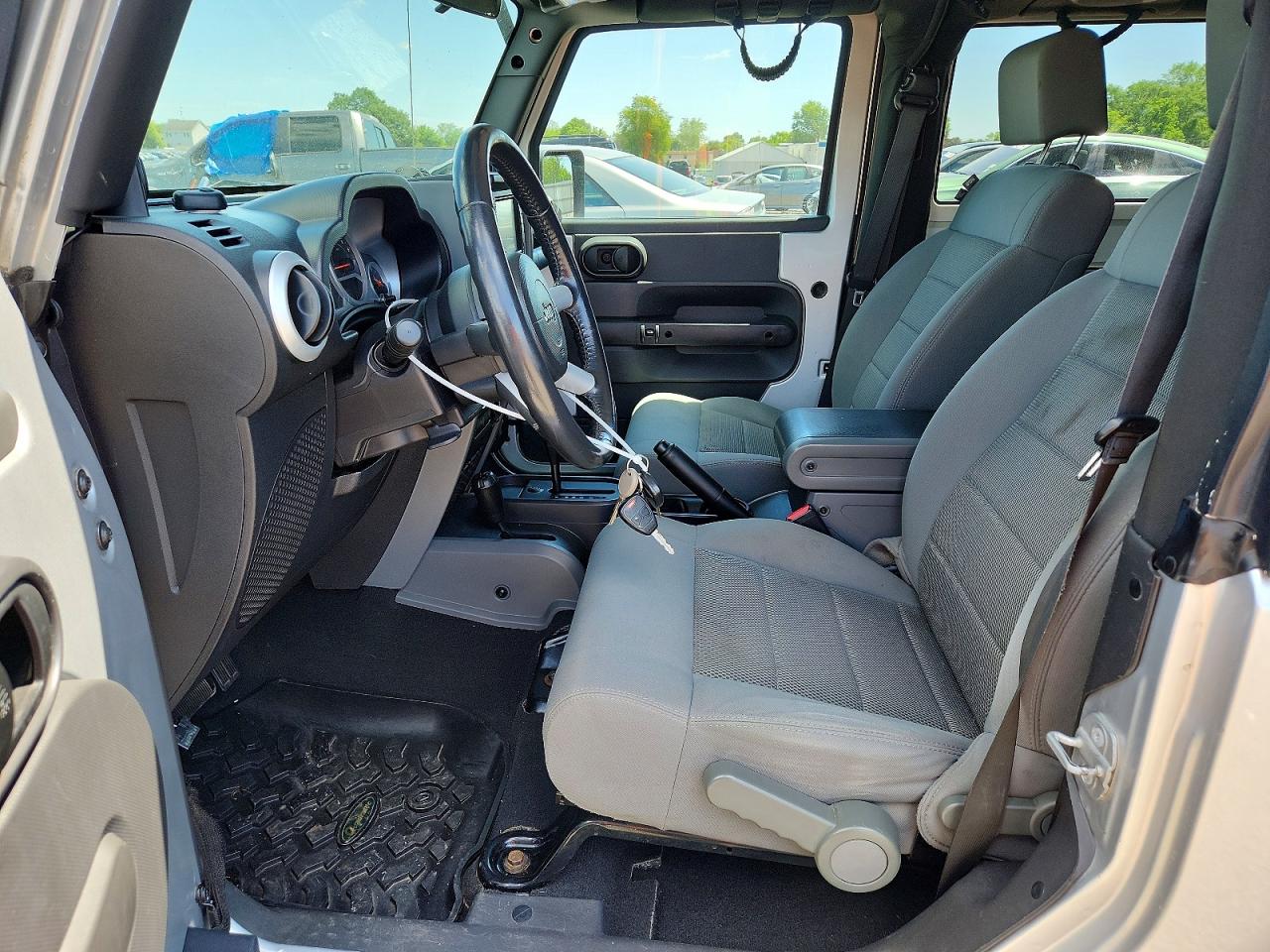 Jeep Wrangler Sahara