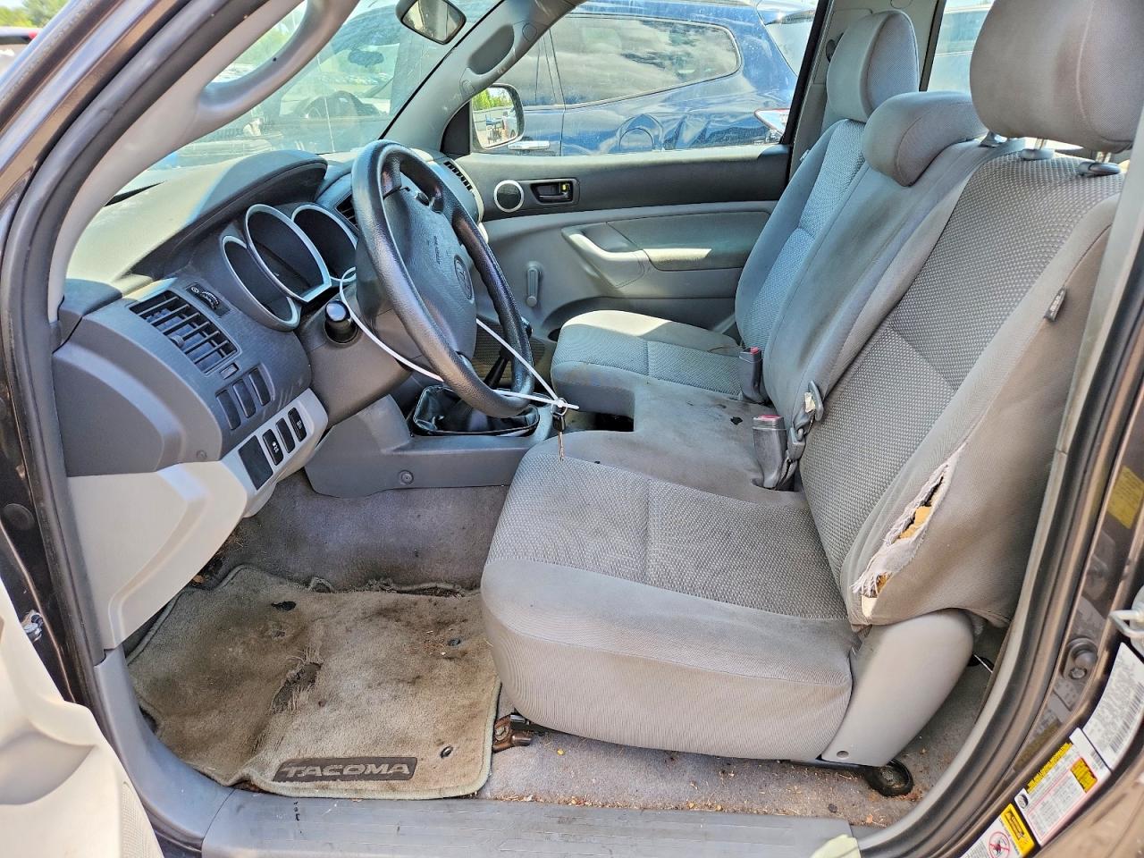 Toyota Tacoma Base
