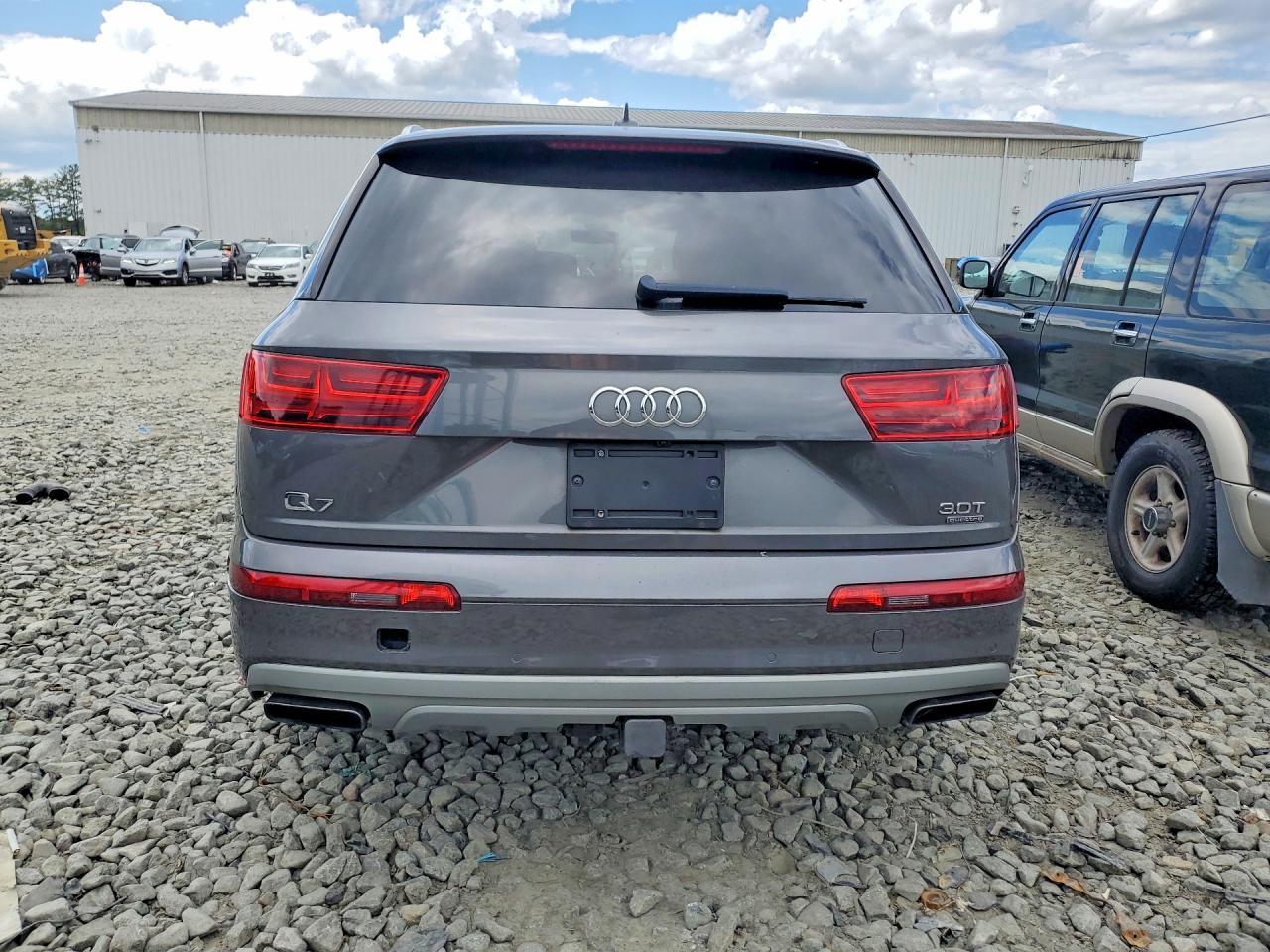 Audi Q7 Premium Plus