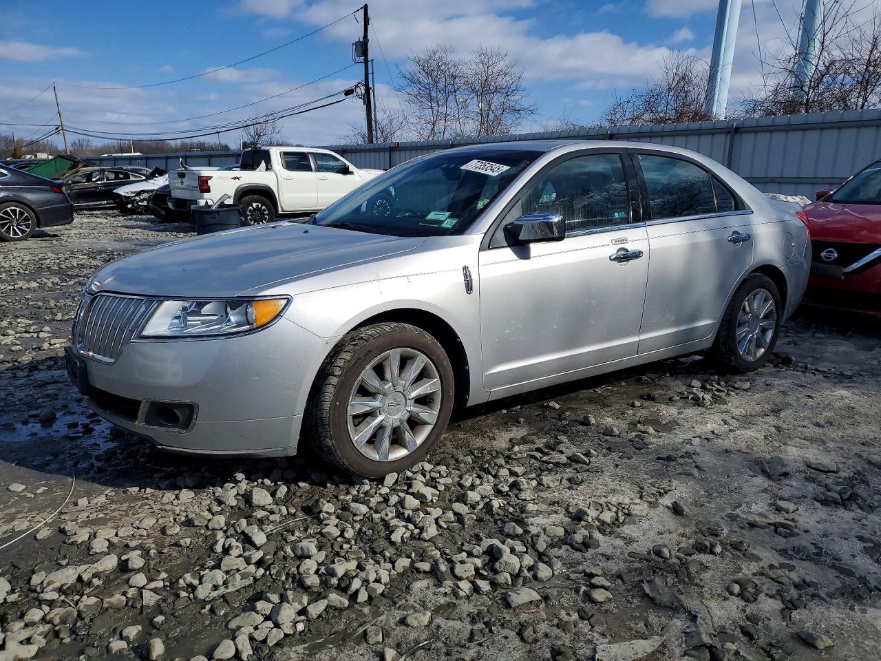 Salvage Lincoln MKZ Image