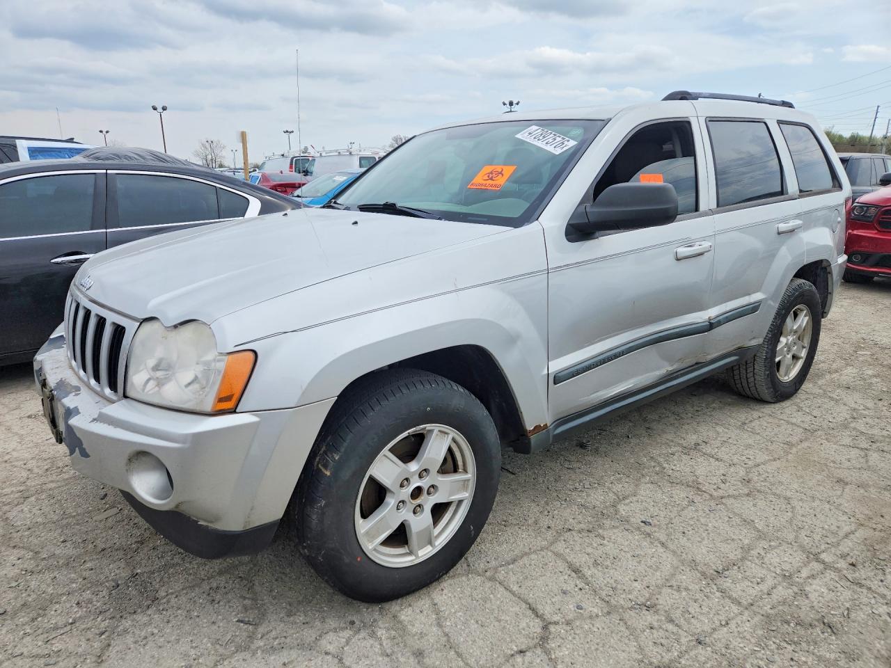 Salvage Jeep Cherokee Image