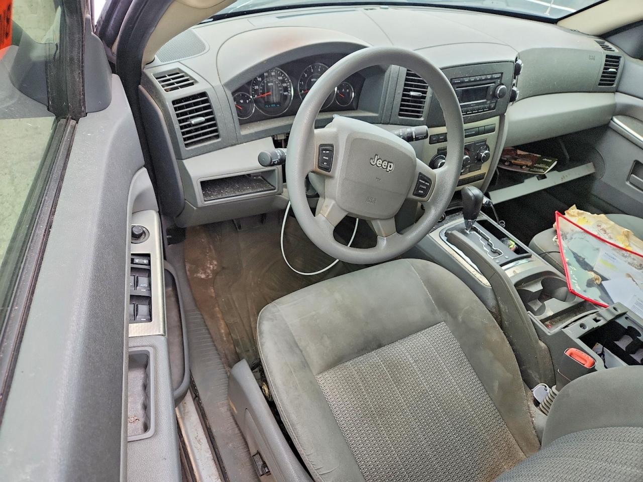 Jeep Cherokee Laredo