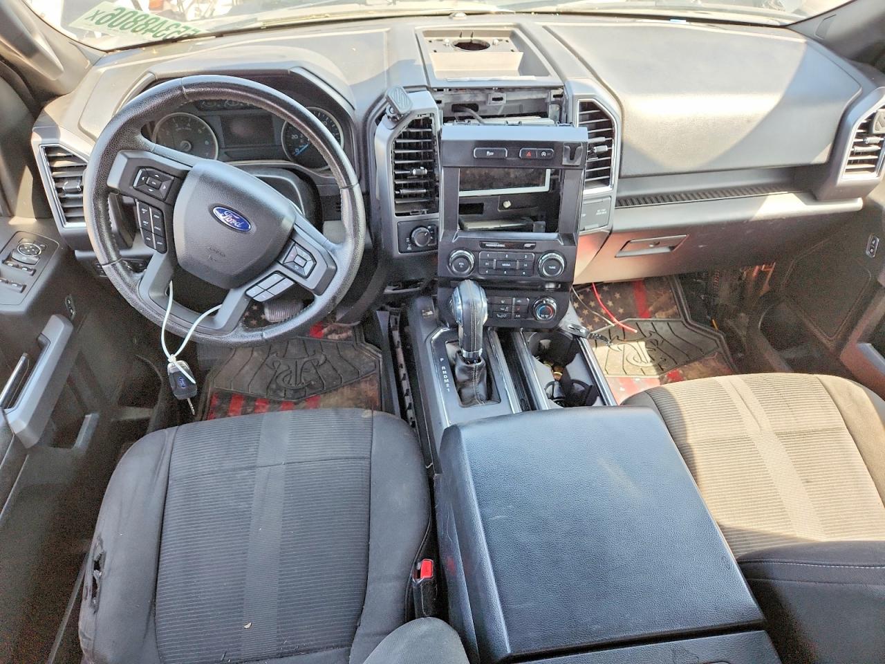 Ford F-150 Super Cab