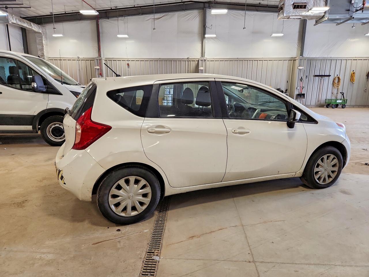 Nissan Versa S Plus