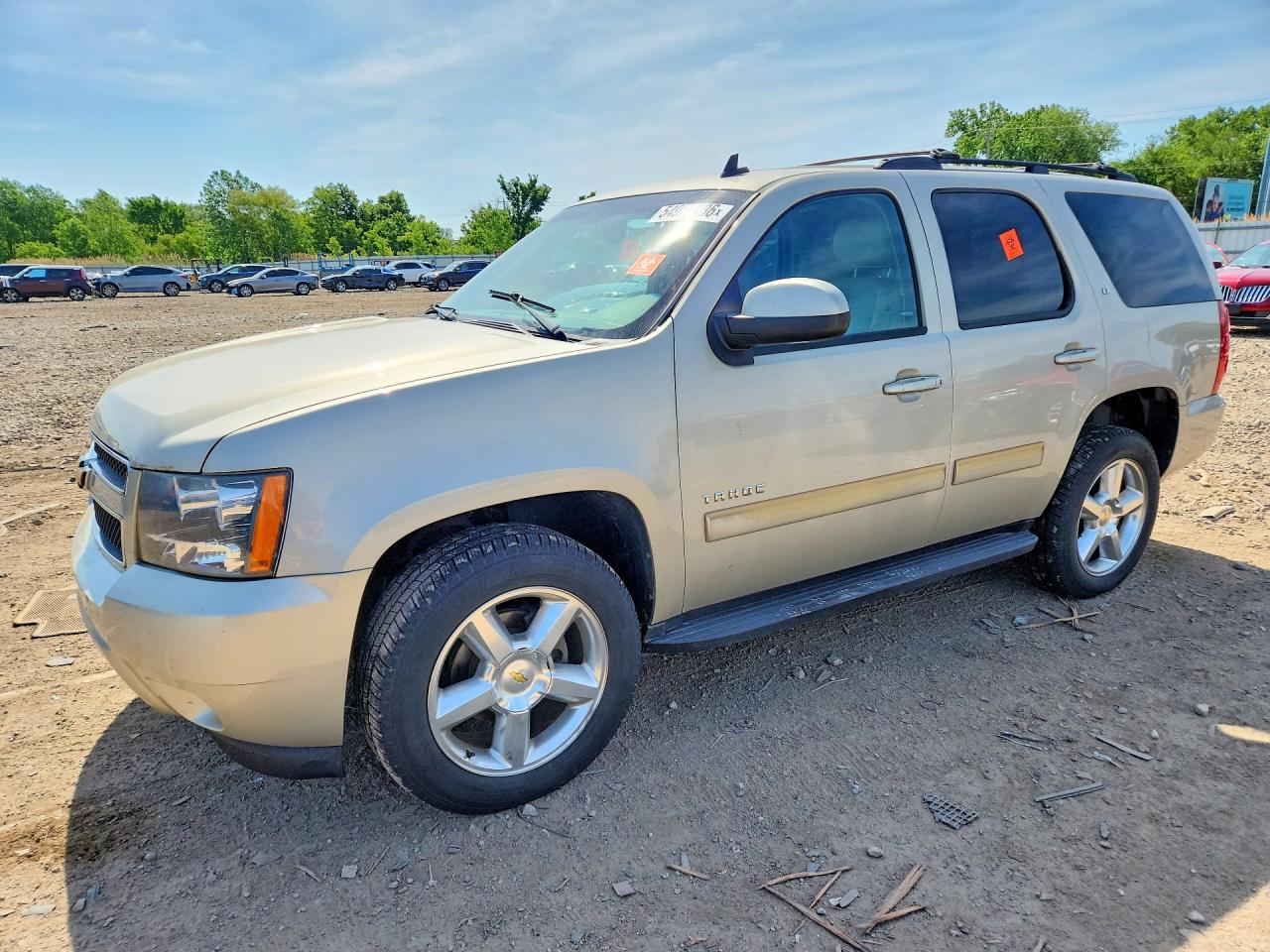 Salvage Chevrolet Tahoe Image