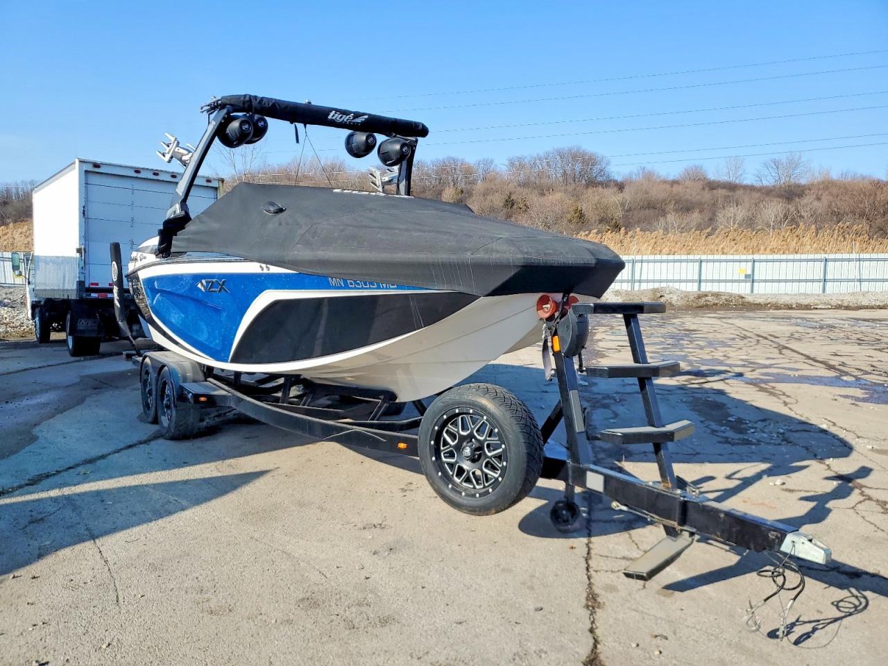 Salvage Tige Jetski Image