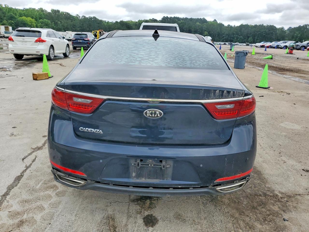 Kia Cadenza Technology