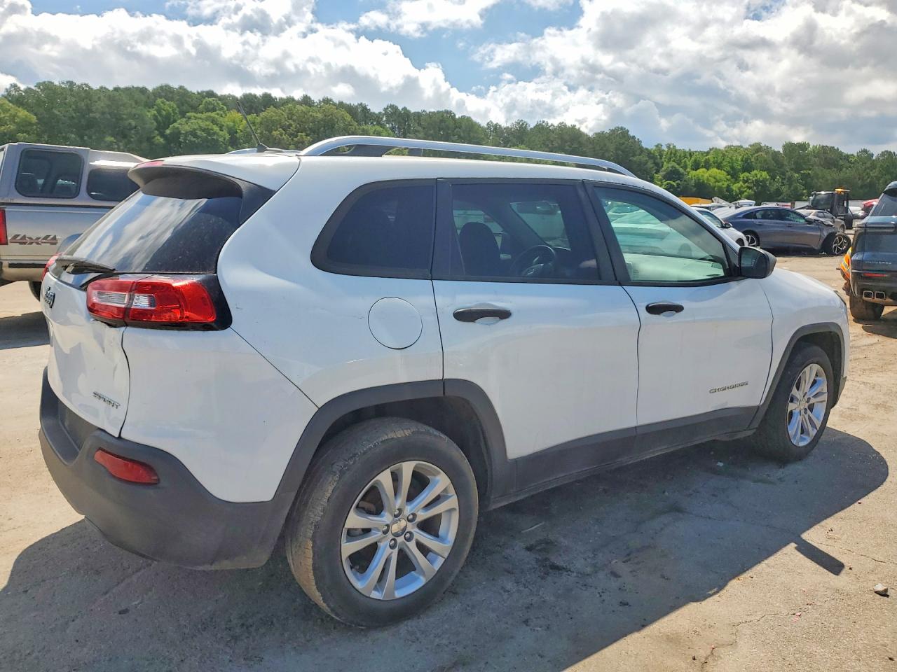 Jeep Cherokee Sport