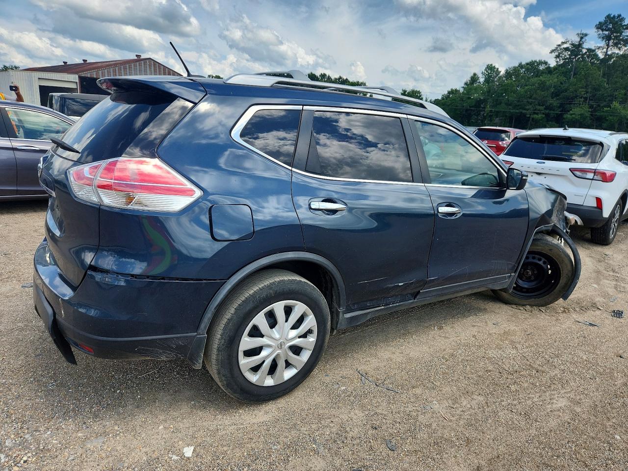Nissan Rogue S
