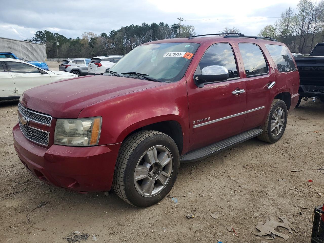 Salvage Chevrolet Tahoe Image
