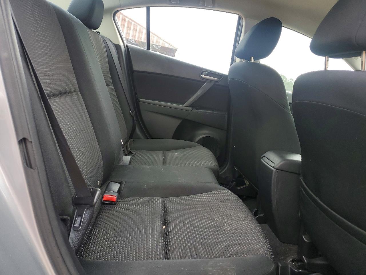 Mazda 3 I