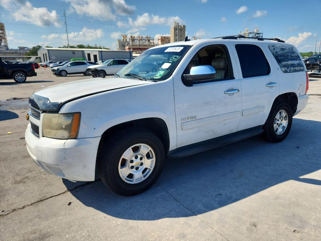 Salvage Chevrolet Tahoe Image
