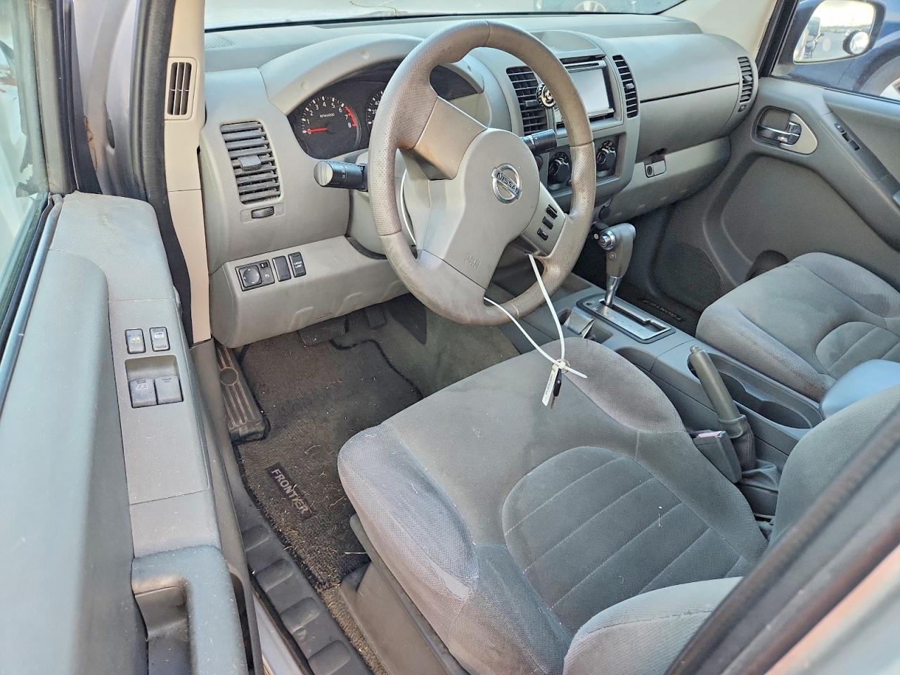 Nissan Frontier King Cab Xe