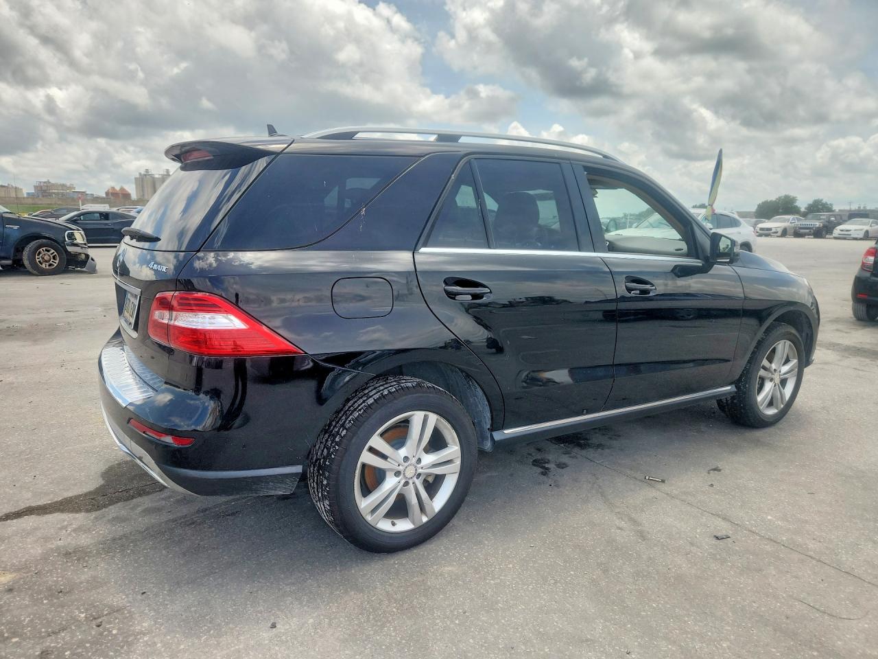 Mercedes-Benz M-Class 350 4matic