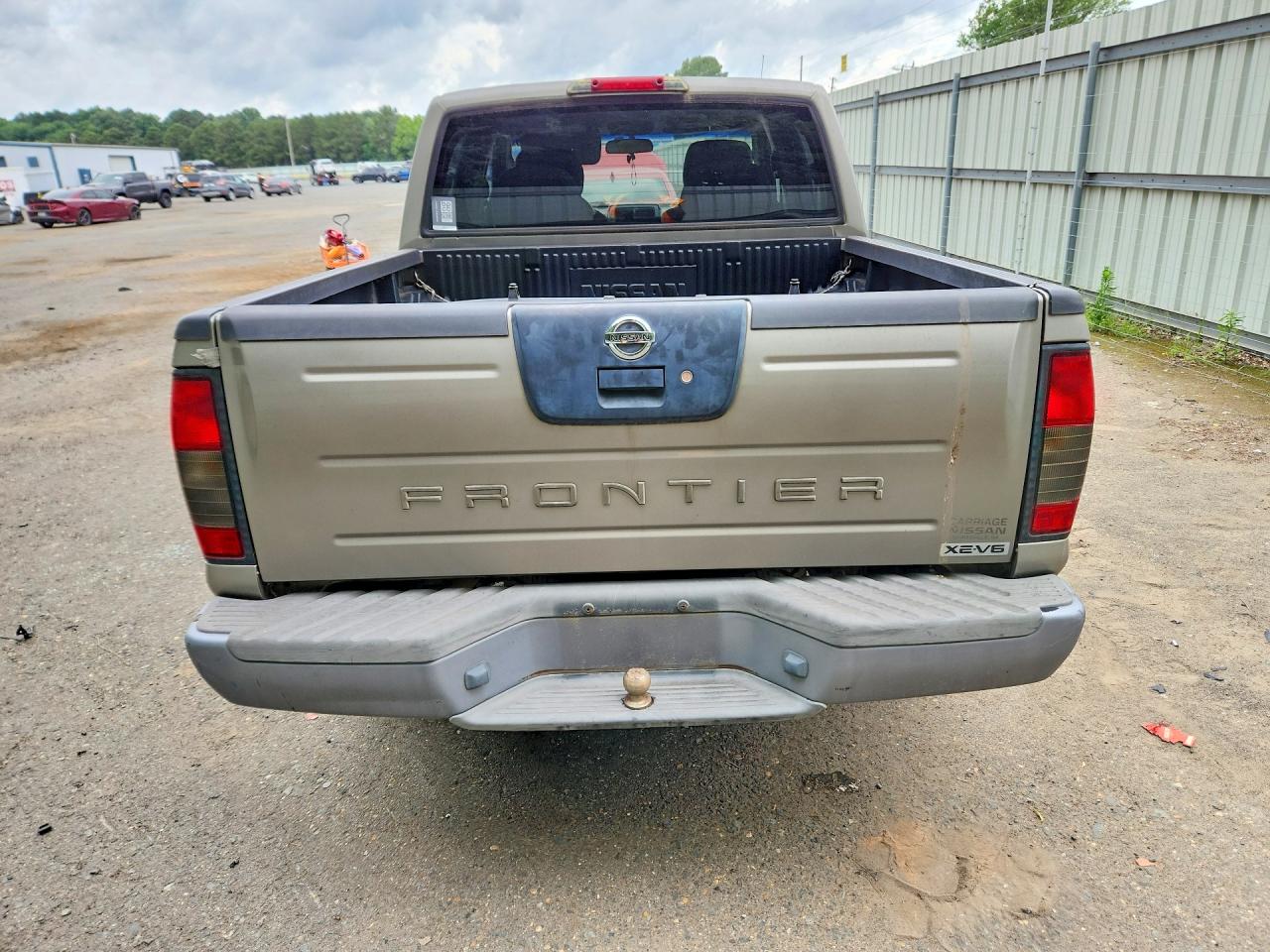 Nissan Frontier Crew Cab Xe V6