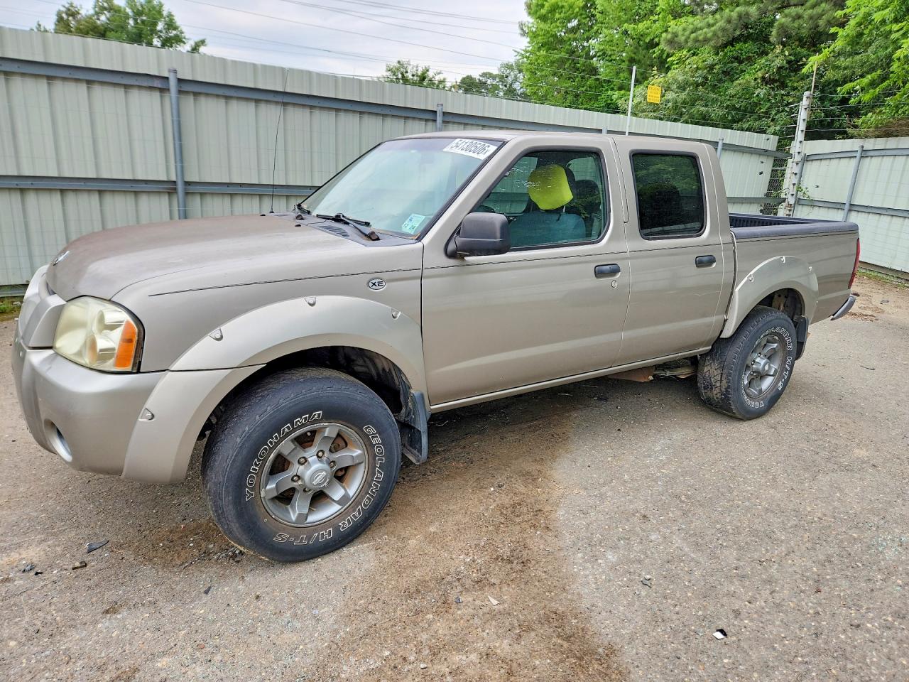Salvage Nissan Frontier Image