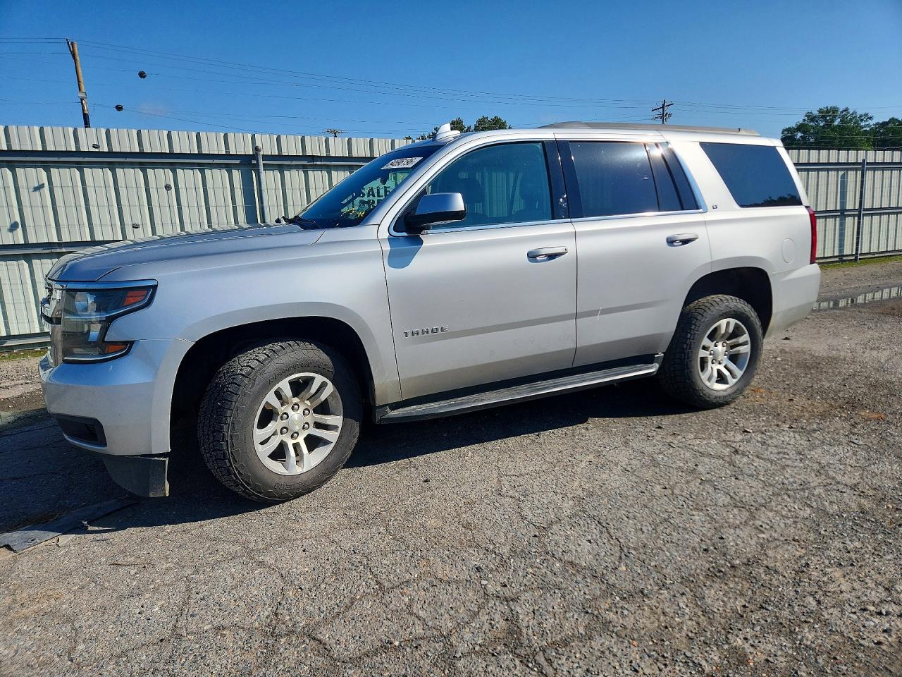 Salvage Chevrolet Tahoe Image