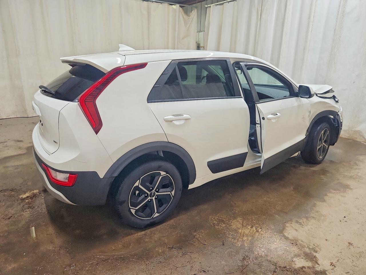 Kia Niro Lx