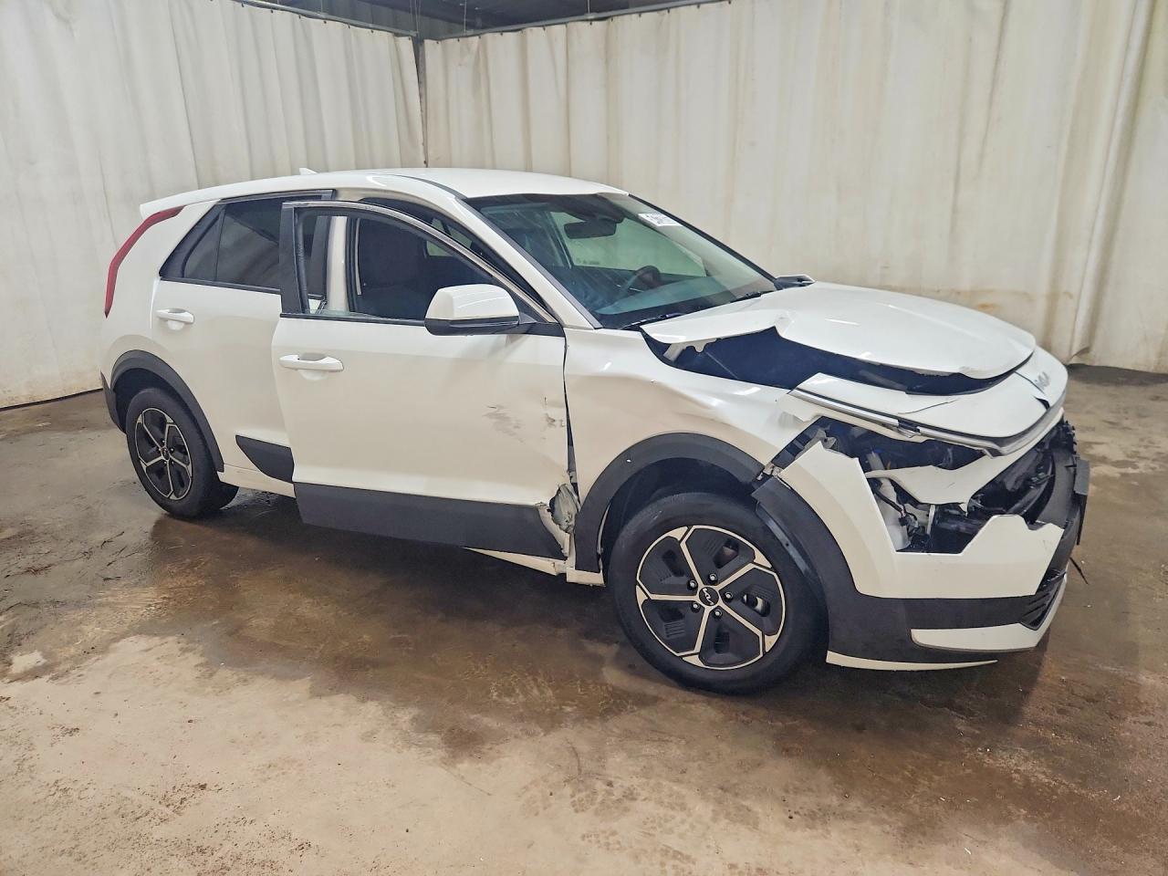 Kia Niro Lx