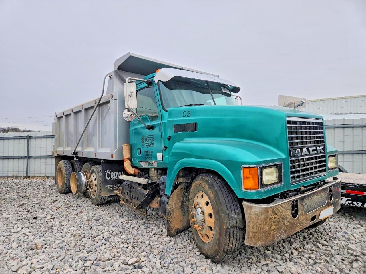 Salvage Mack 600 Image