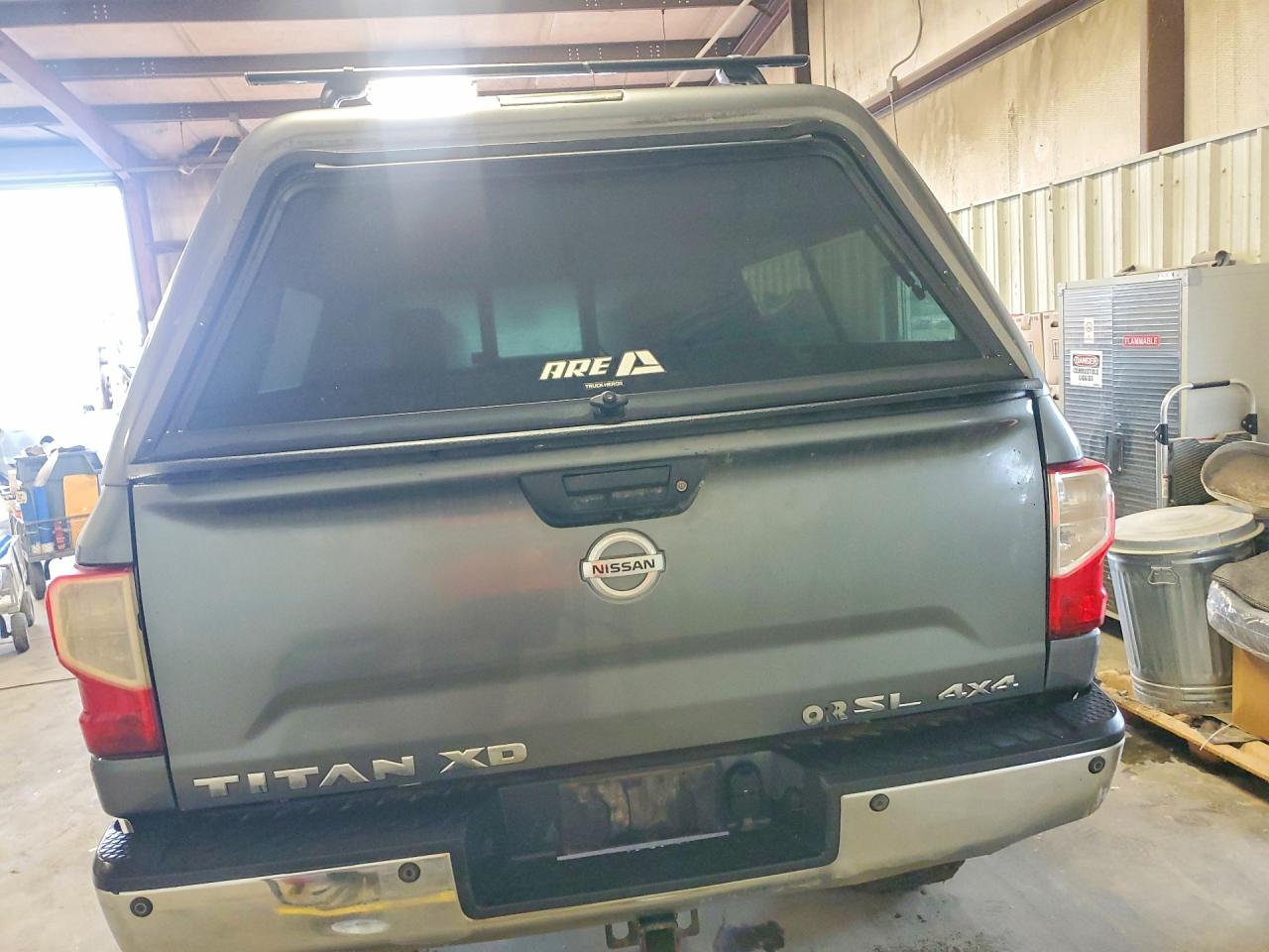 Nissan Titan Sl