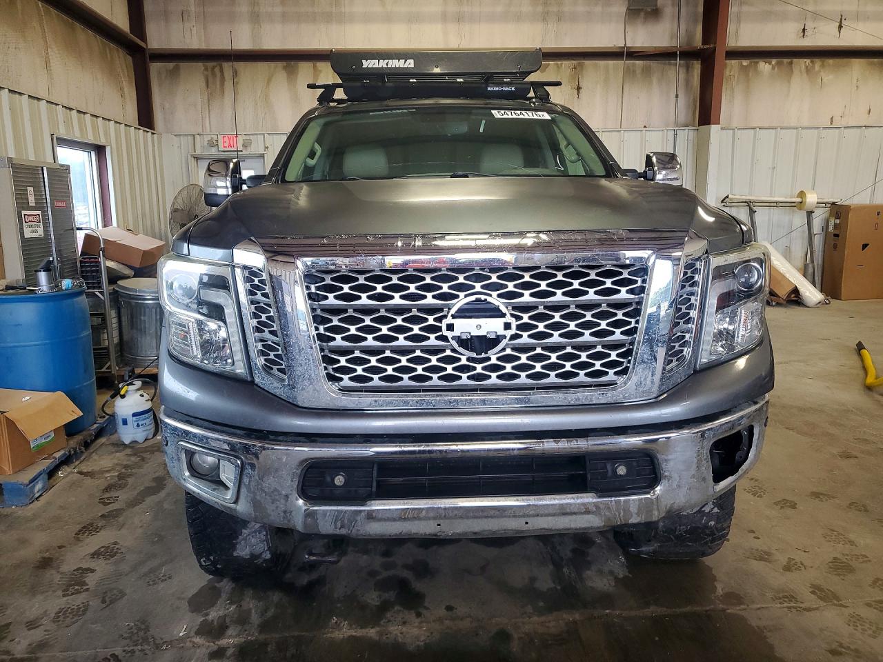 Nissan Titan Sl
