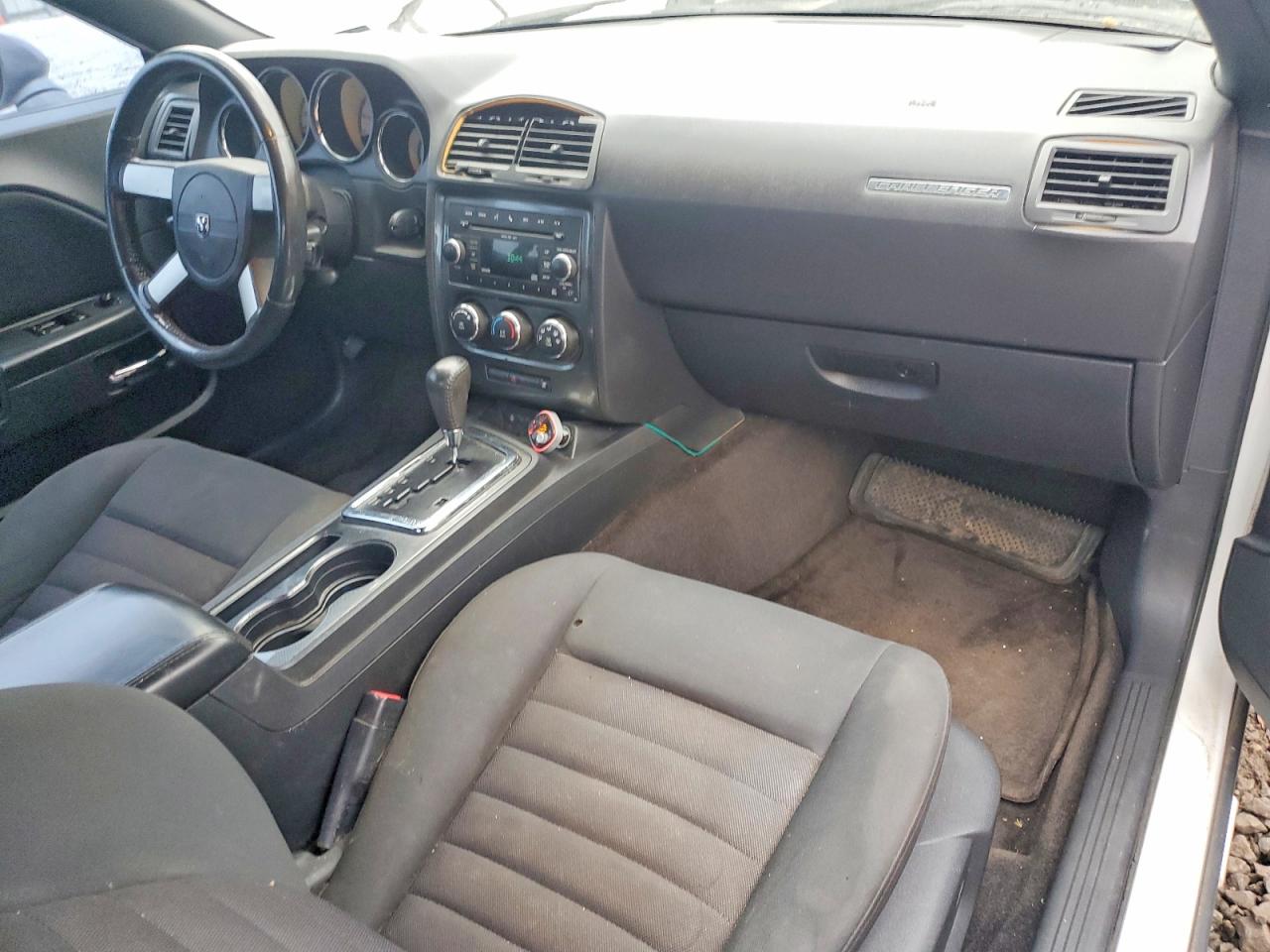 Dodge Challenger Se