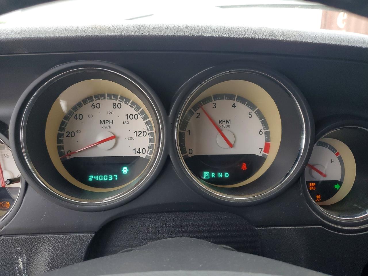Dodge Challenger Se