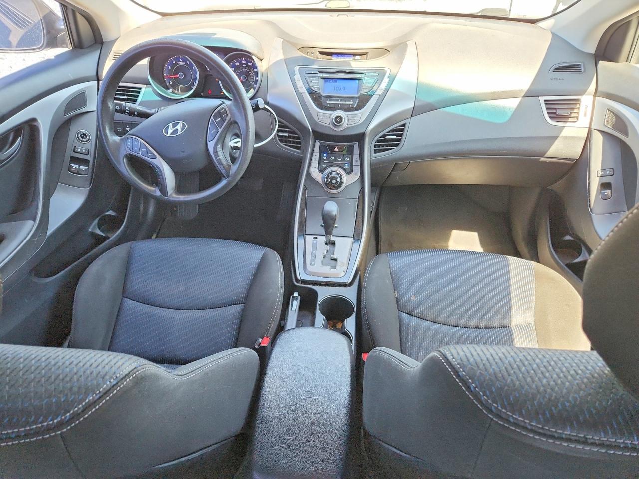 Hyundai ELANTRA Gs