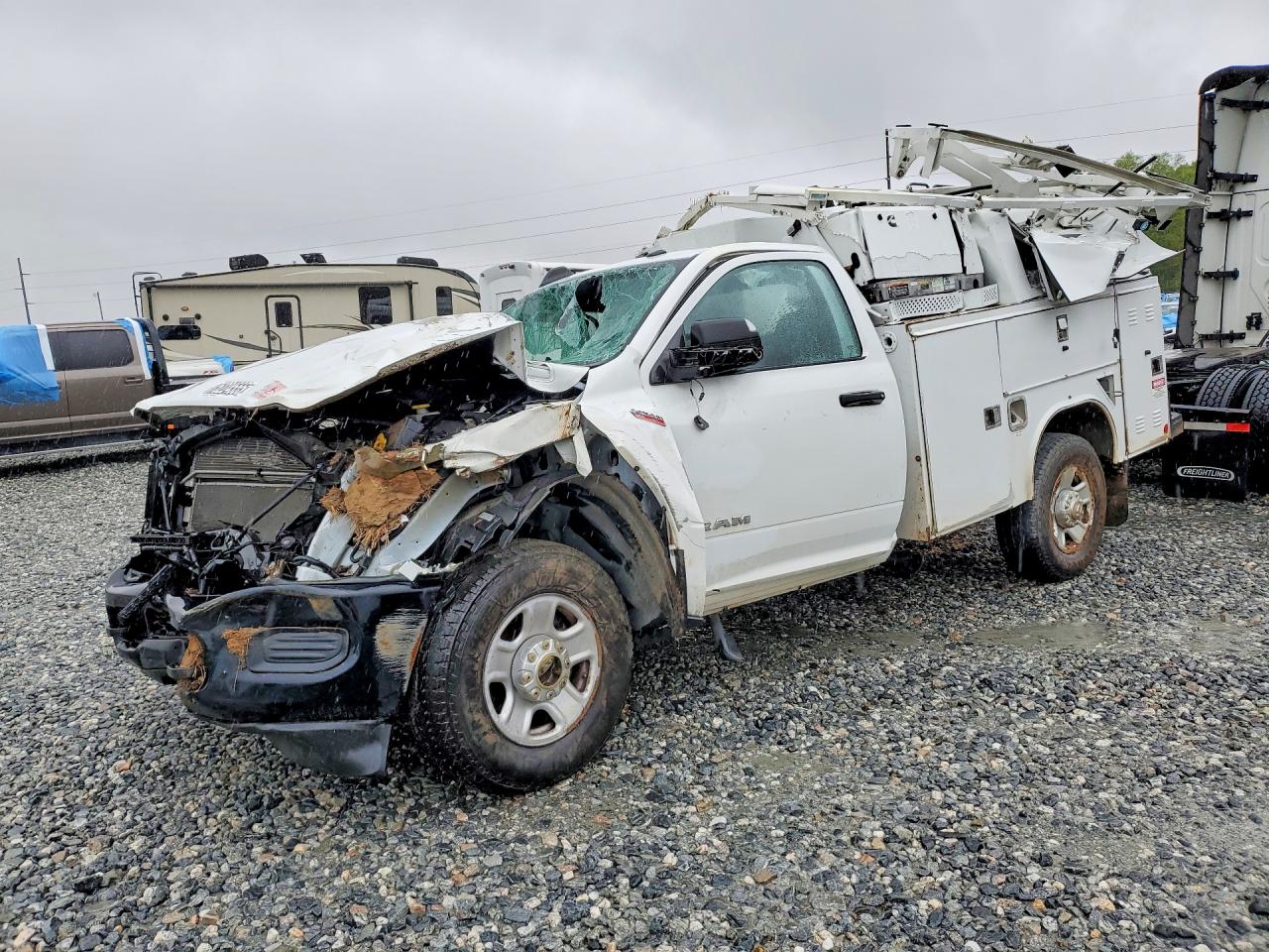 Salvage Ram 3500 Image