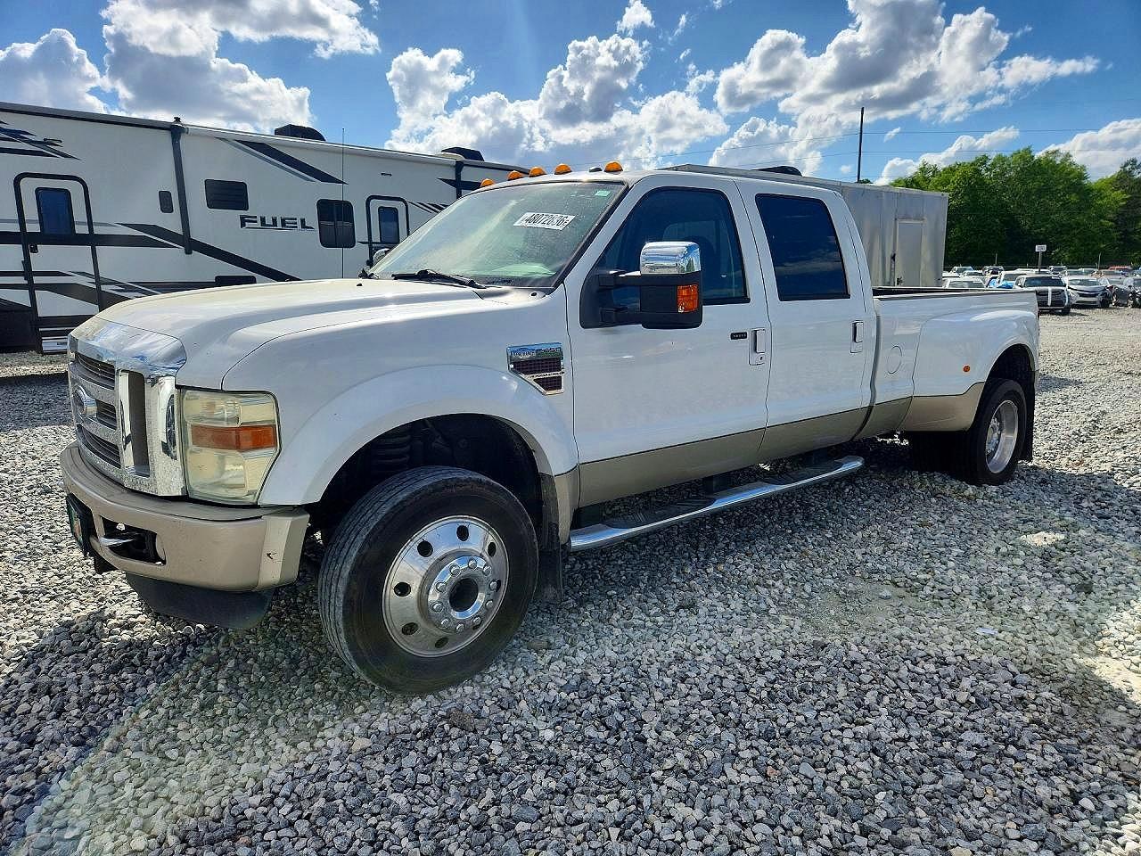 Salvage Ford F-450 Image