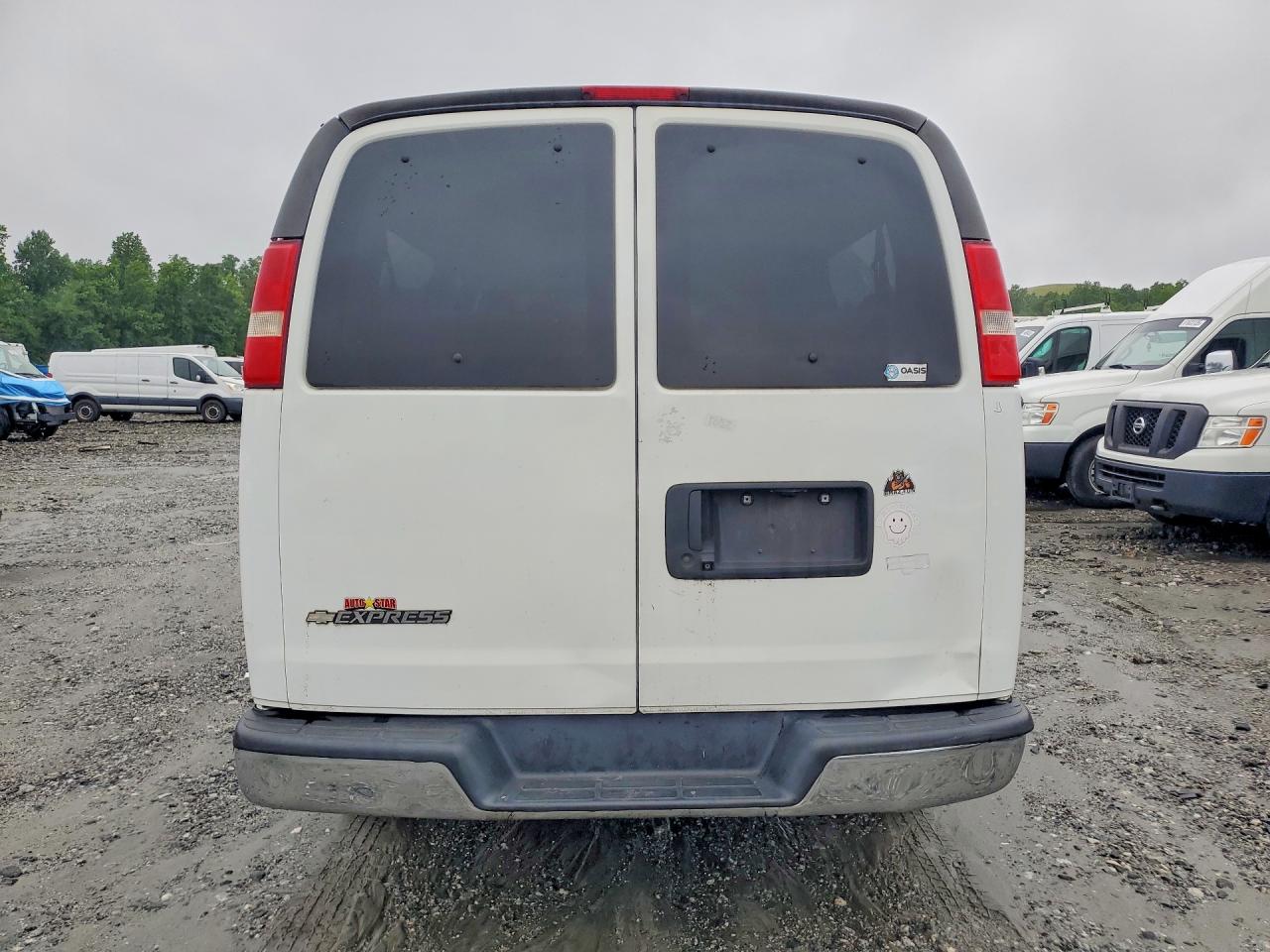 Chevrolet Express Lt