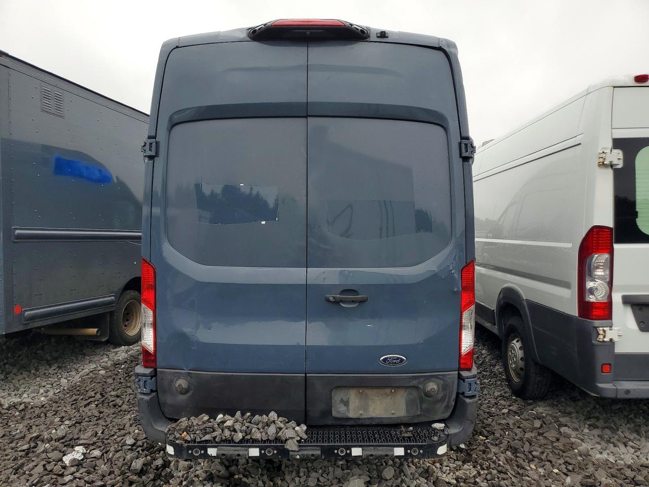 Ford Transit T-250