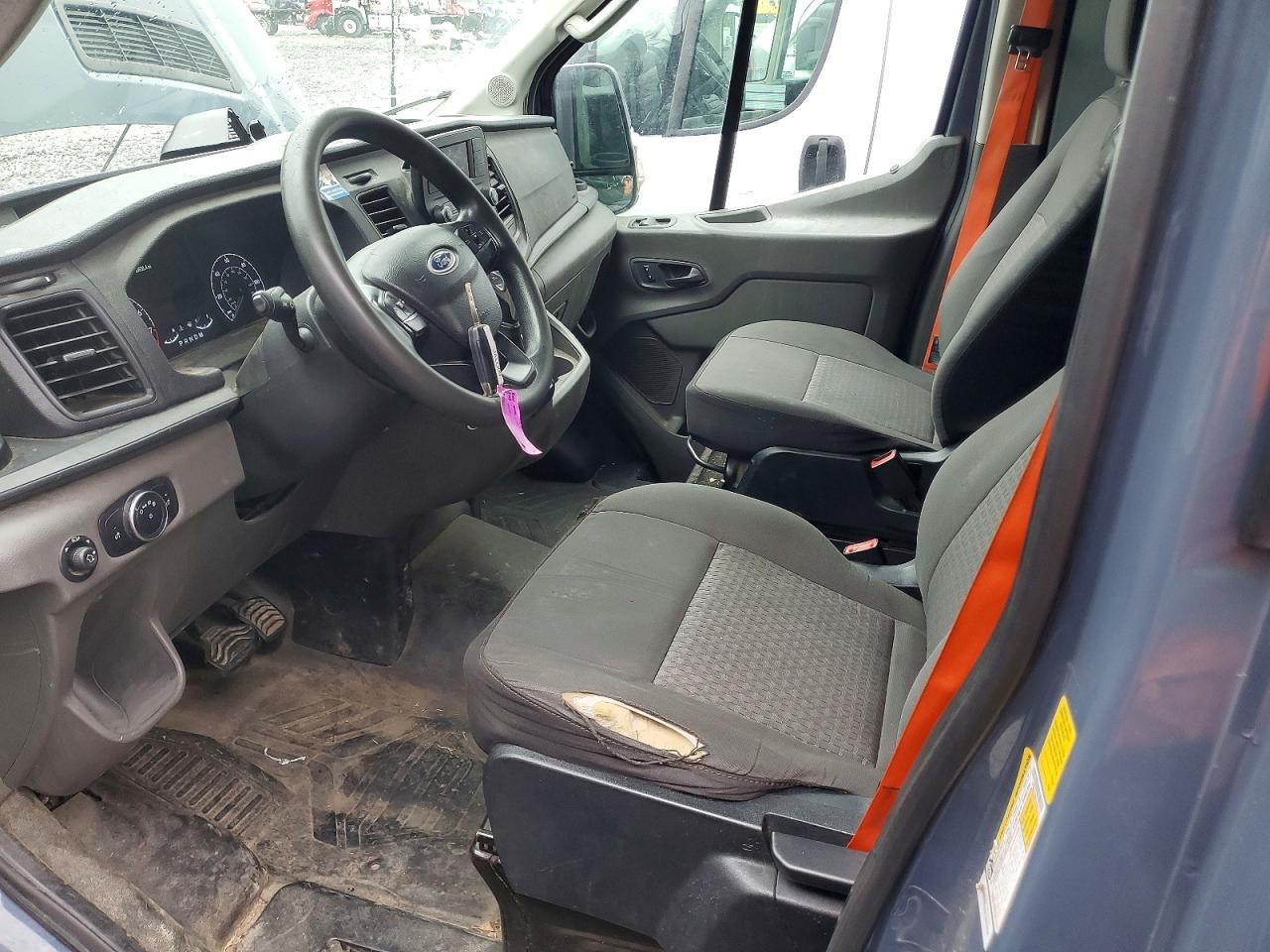 Ford Transit T-250