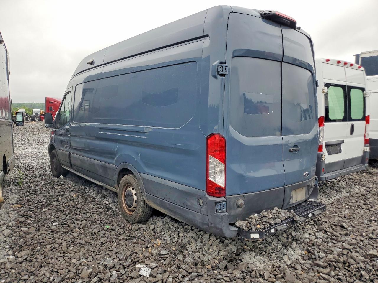 Ford Transit T-250