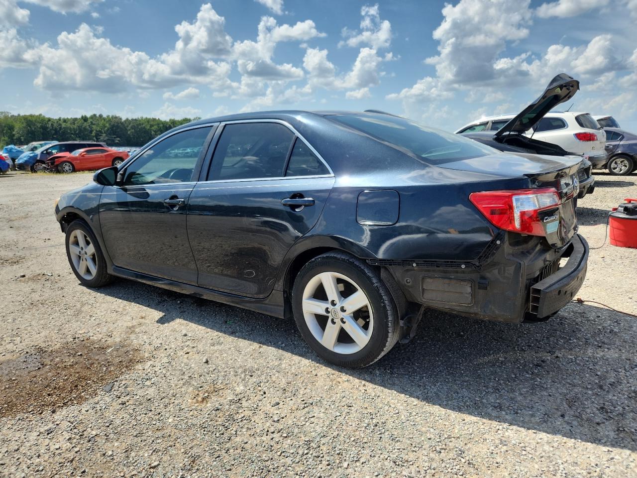 Toyota Camry L