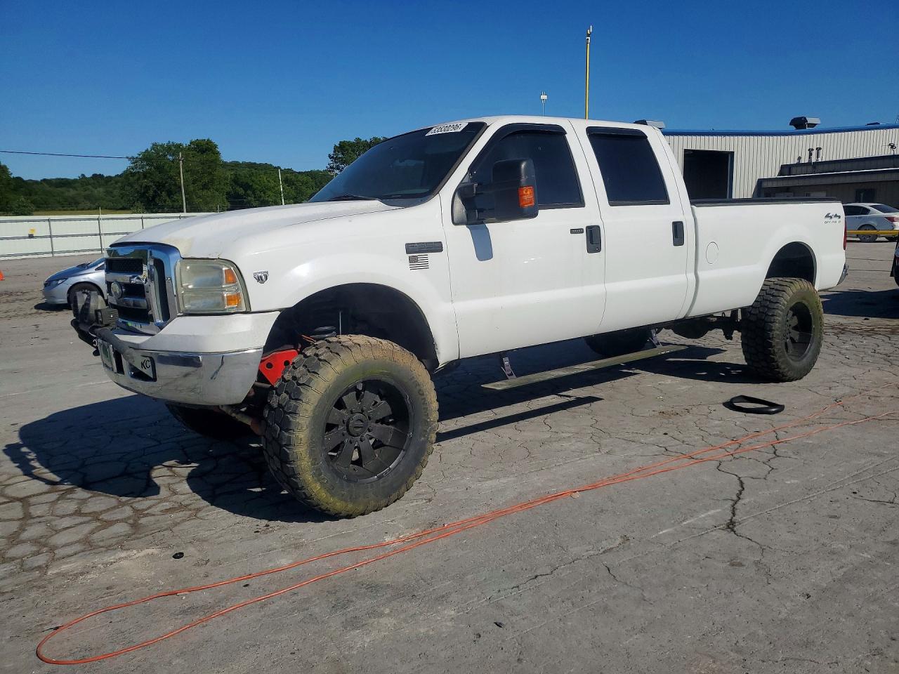 Salvage Ford F-350 Image