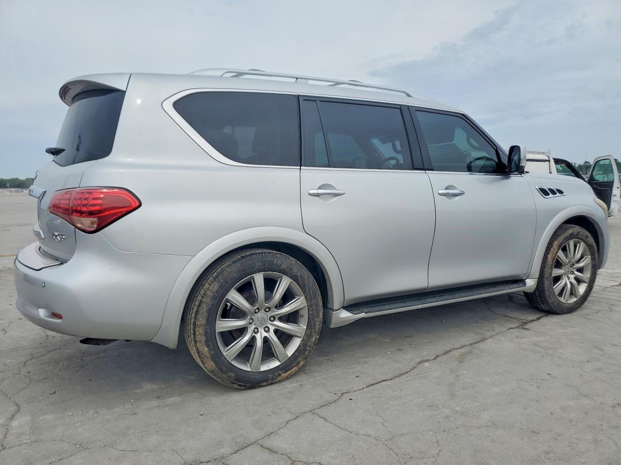 INFINITI Qx Base