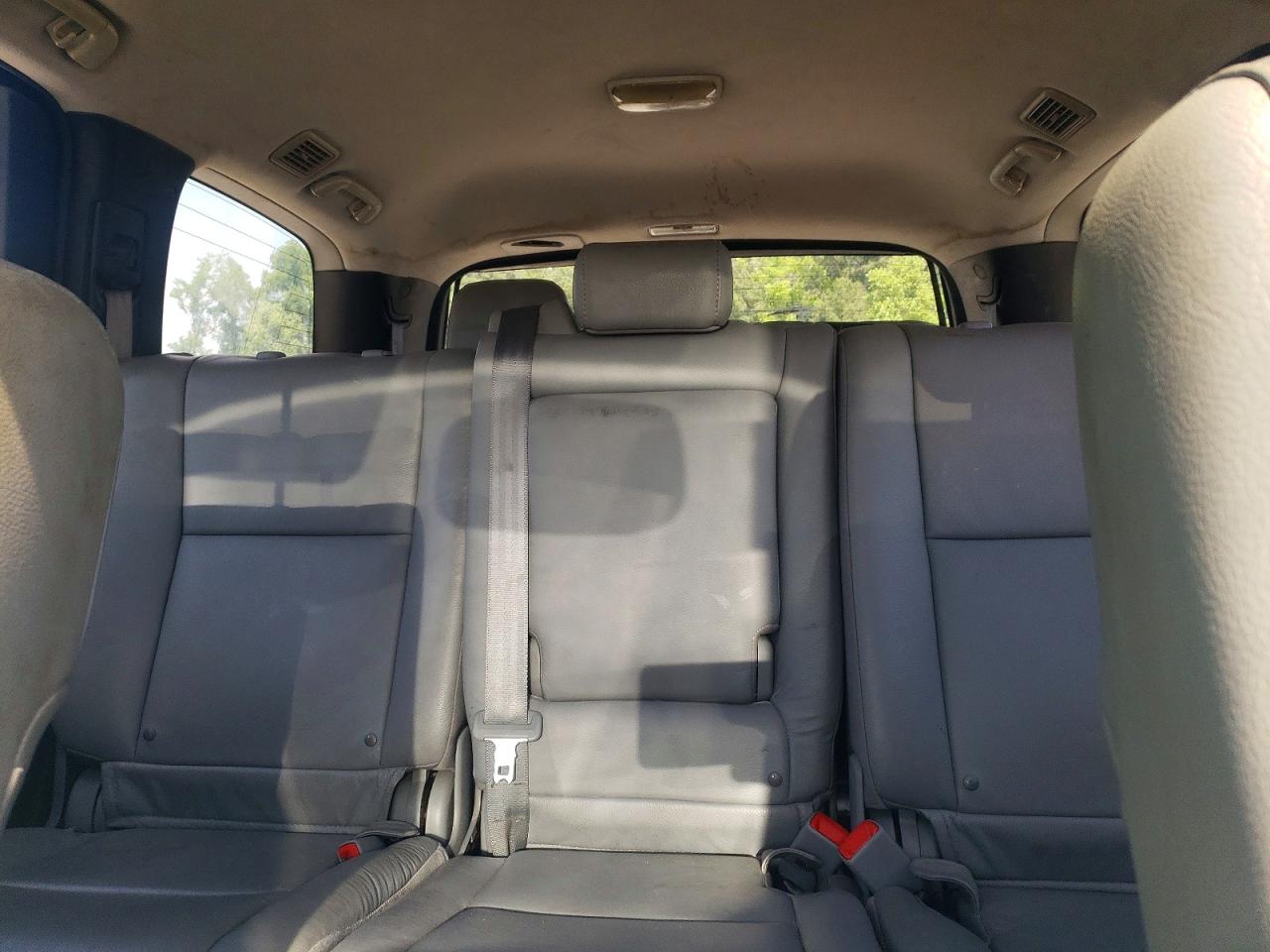 Toyota Sequoia Sr5