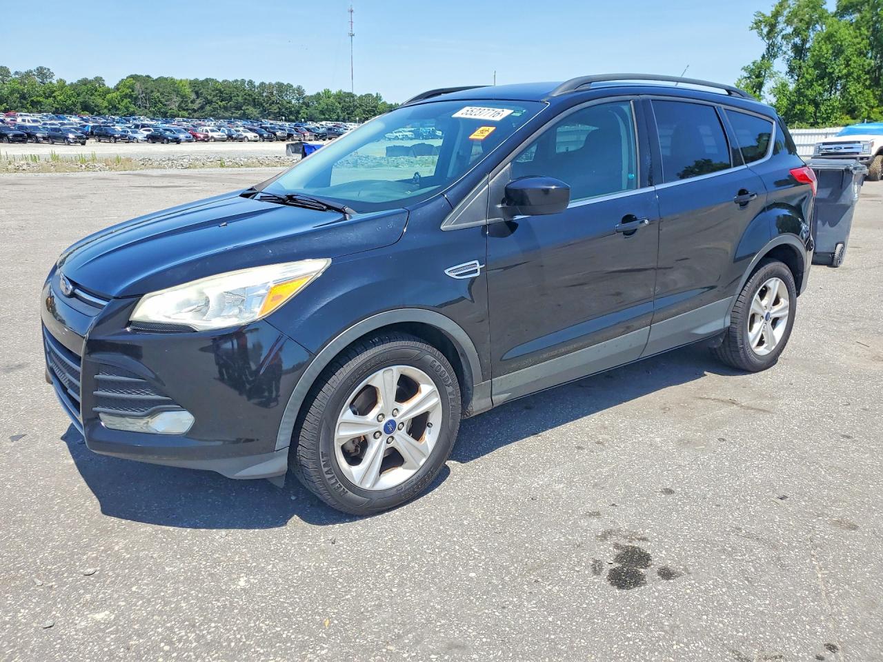 Salvage Ford Escape Image