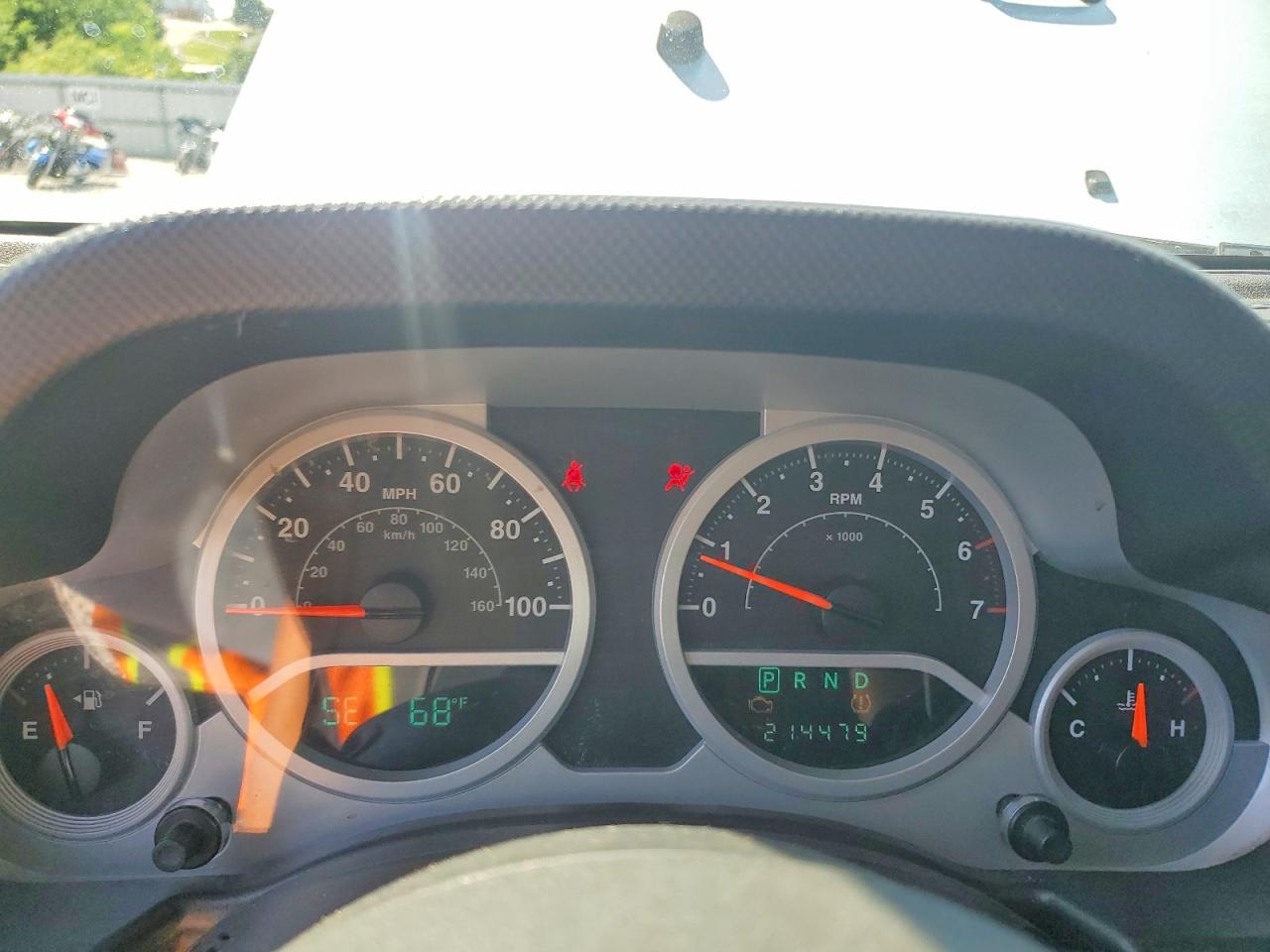 Jeep Wrangler Sahara