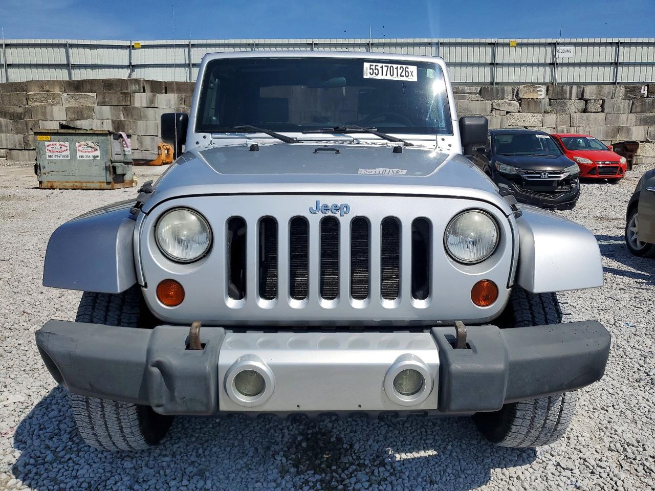 Jeep Wrangler Sahara