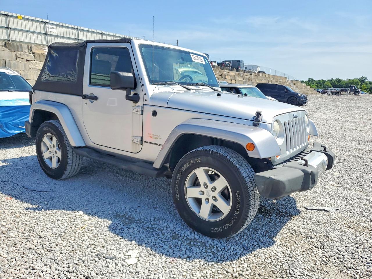 Jeep Wrangler Sahara