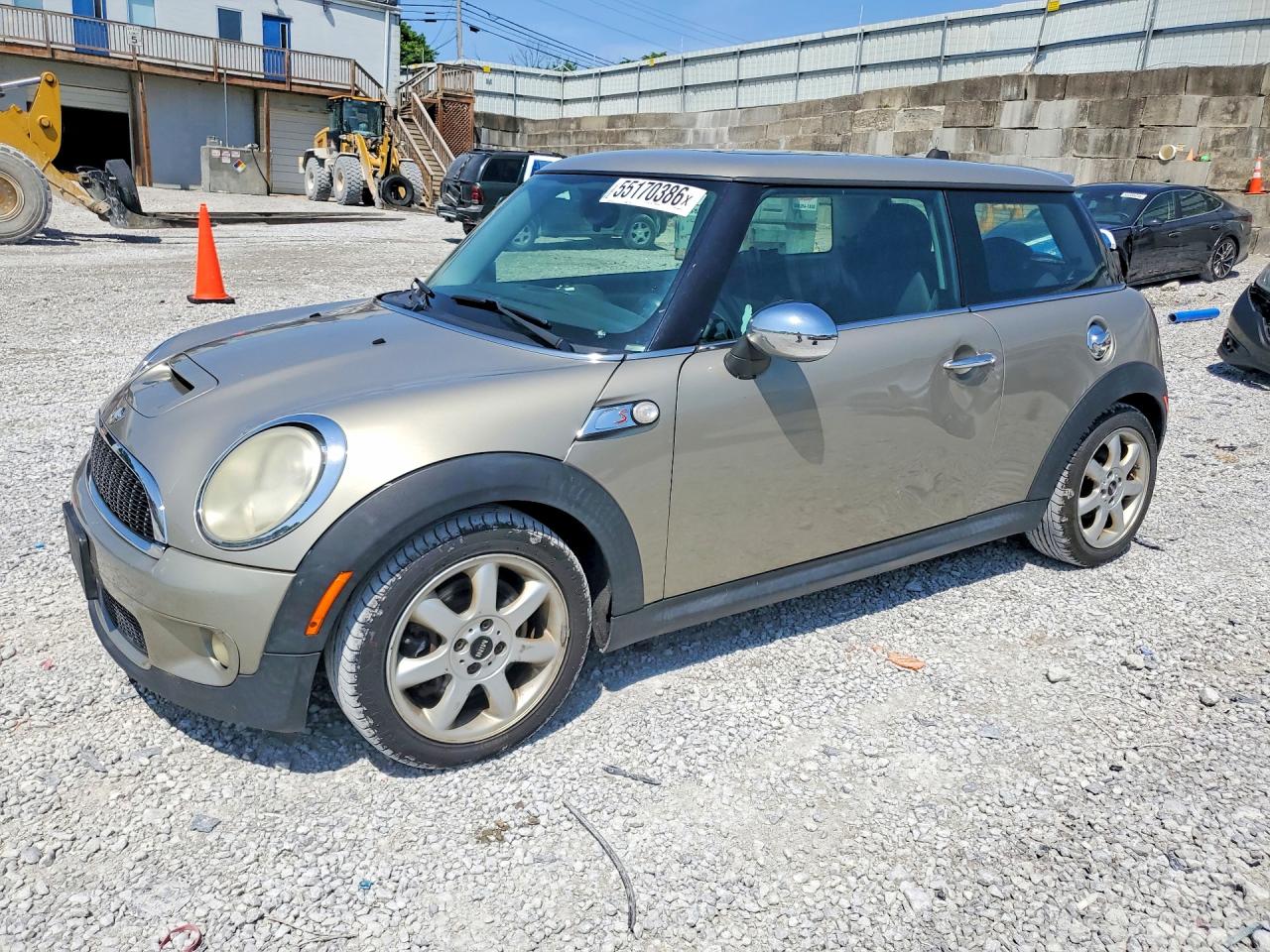 Salvage MINI Cooper Image