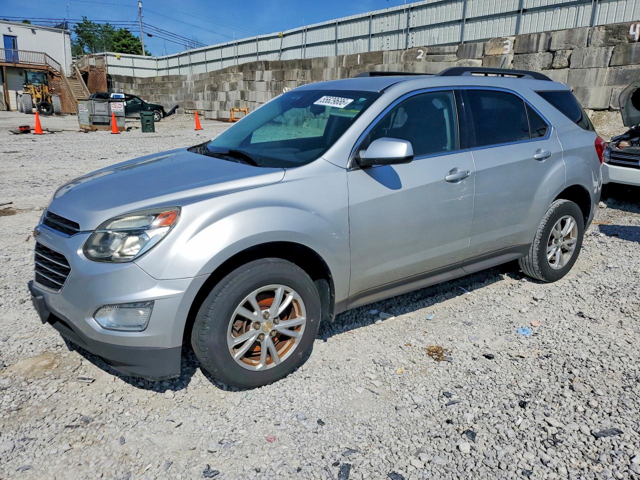 Salvage Chevrolet Equinox Image