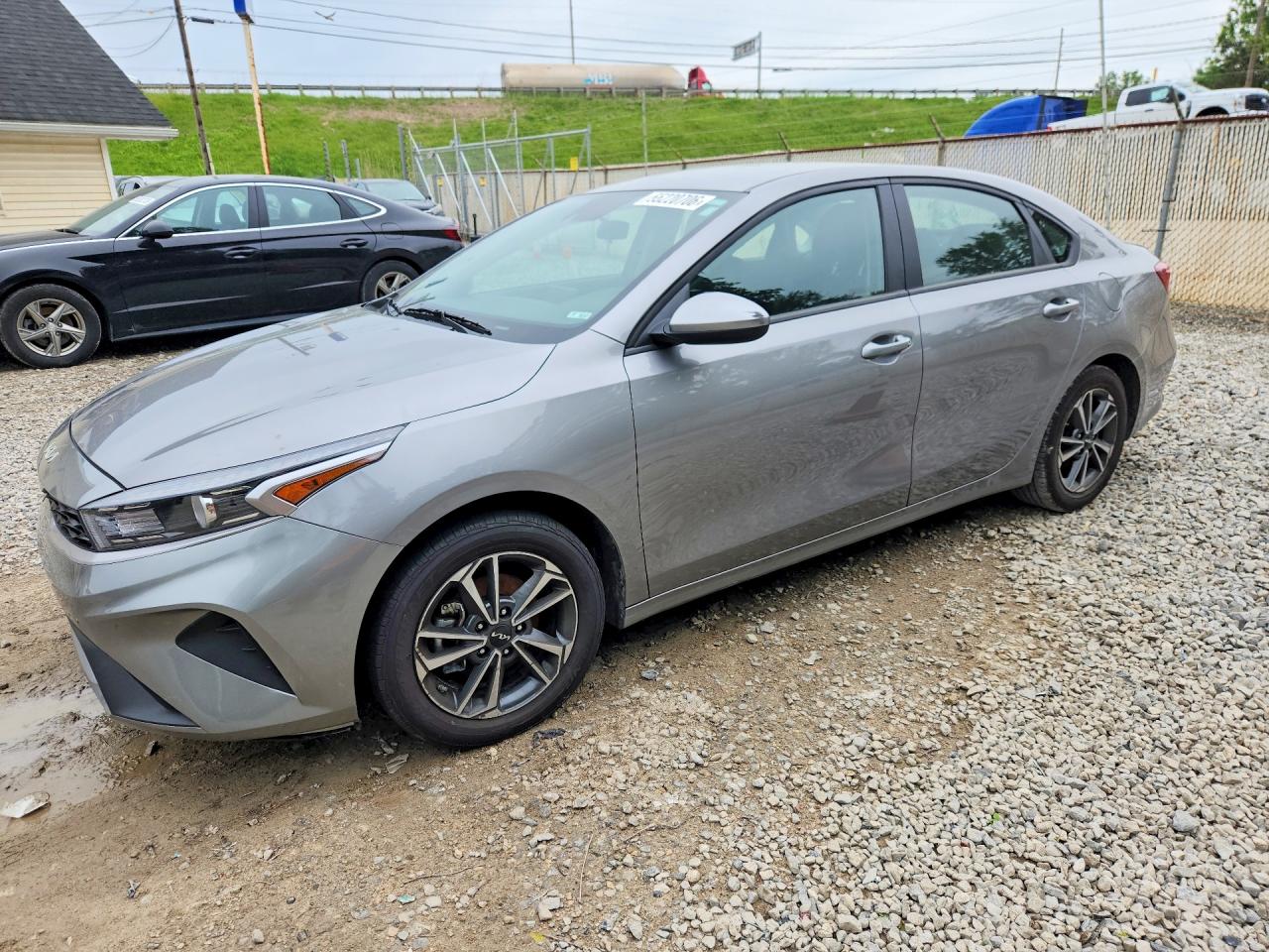 Salvage Kia Forte Image