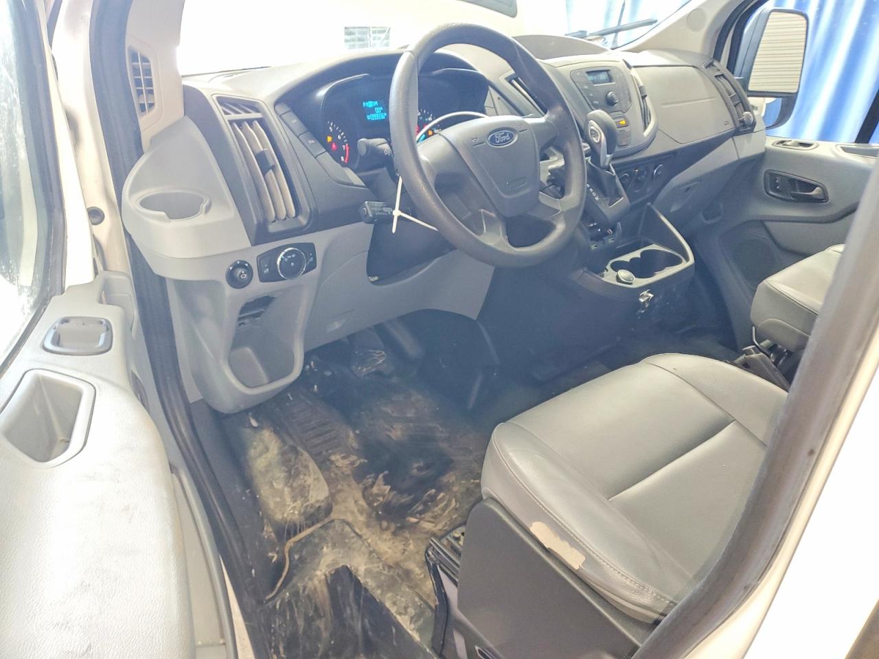 Ford Transit T-150